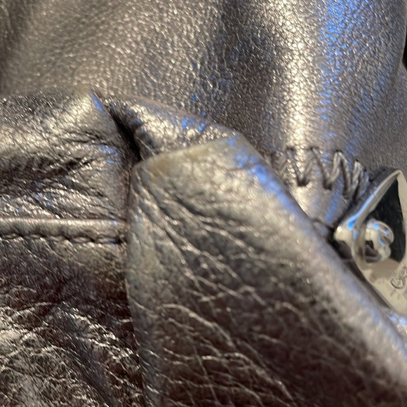 84. B t Shoulder Silver Shoulder Leather Bag  with unique buckle ties - Picture 15 of 16